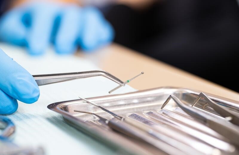 Waldent London College Tweezers (13/104)