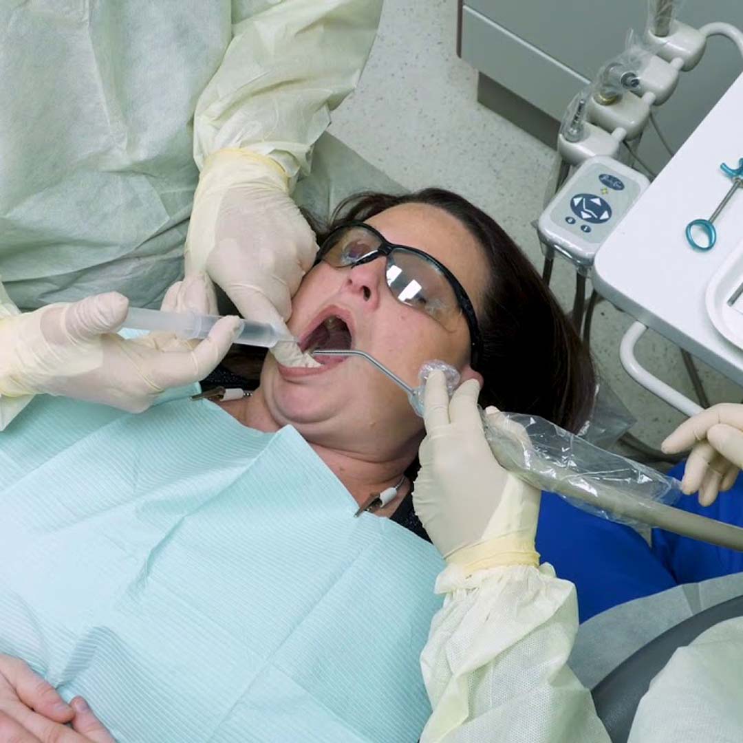 Waldent Suction Tube Curved 20cm