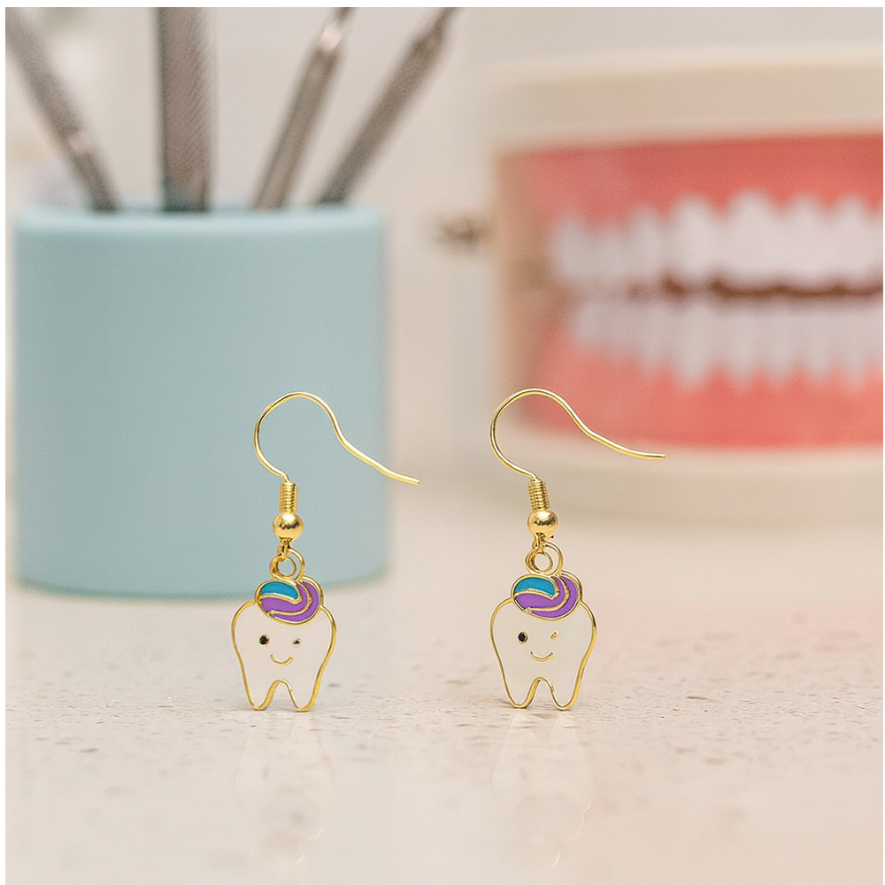 iDentical Tooth Shape Dangler Earrings With Smiley Design Purple – Set Of 1  (ZYR-4083-1)