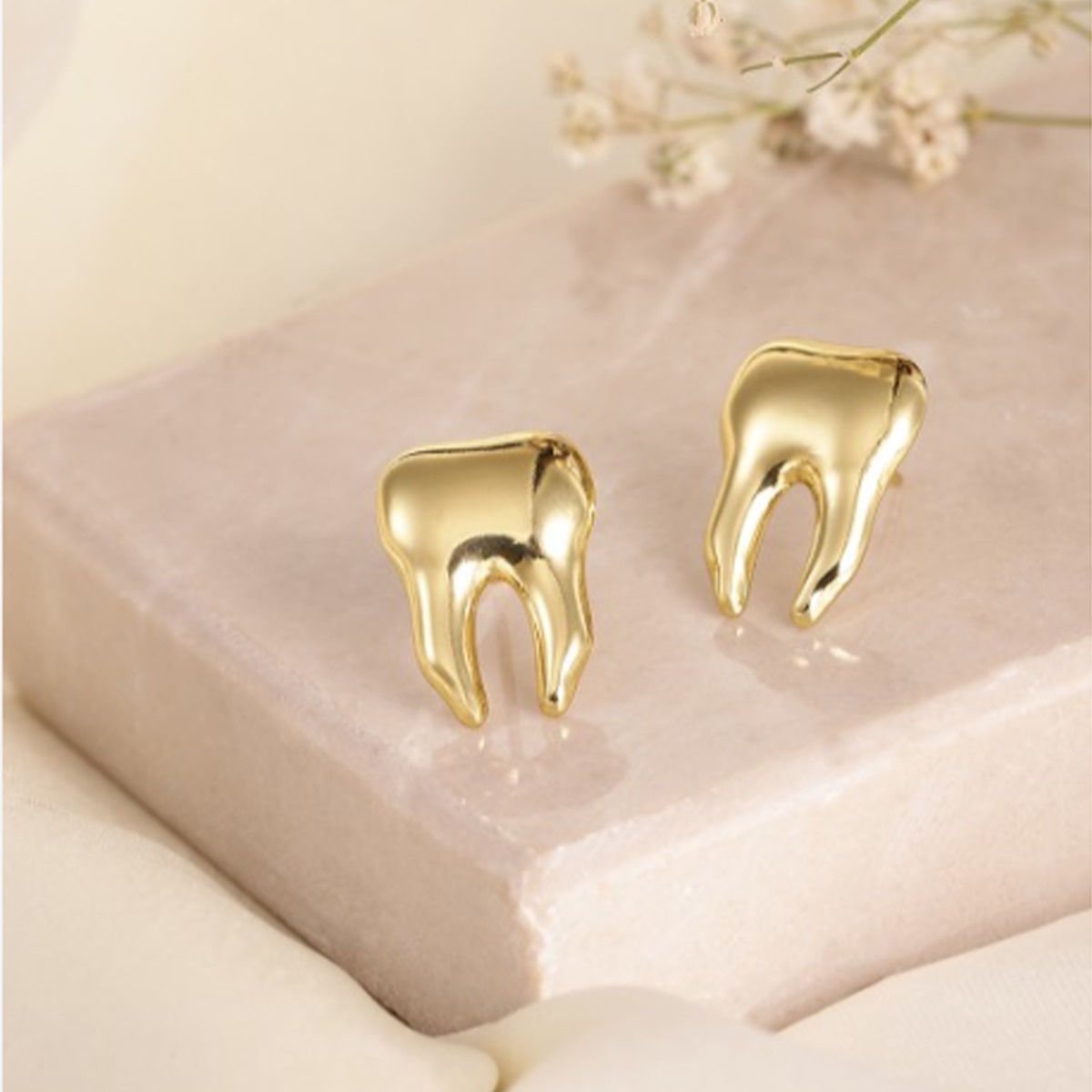 iDentical Golden Crown Shape Earrings - Set Of 1 (ZYR-4072)