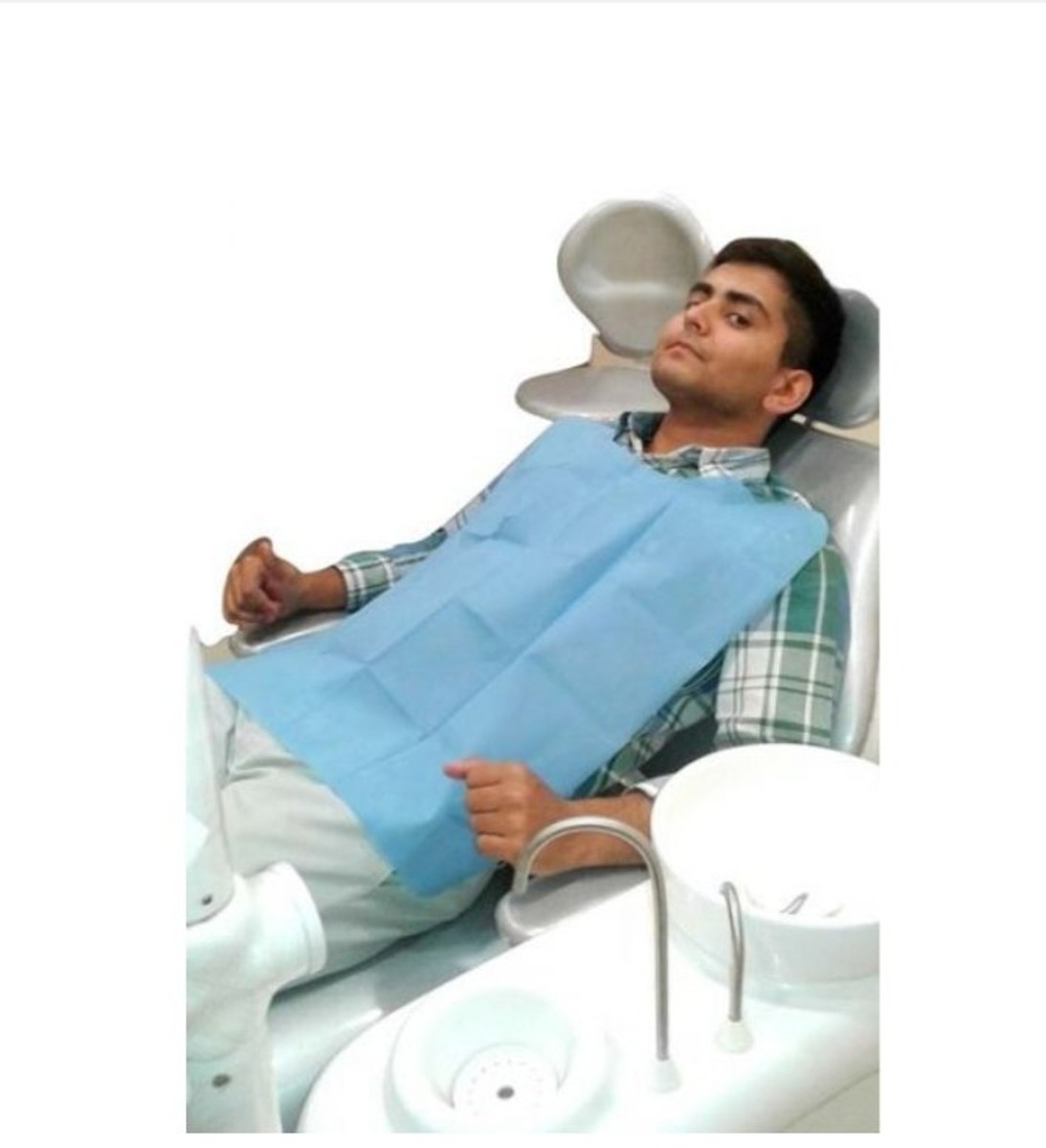 Oro Dental SMMS Round Neck Apron (Pack of 50)