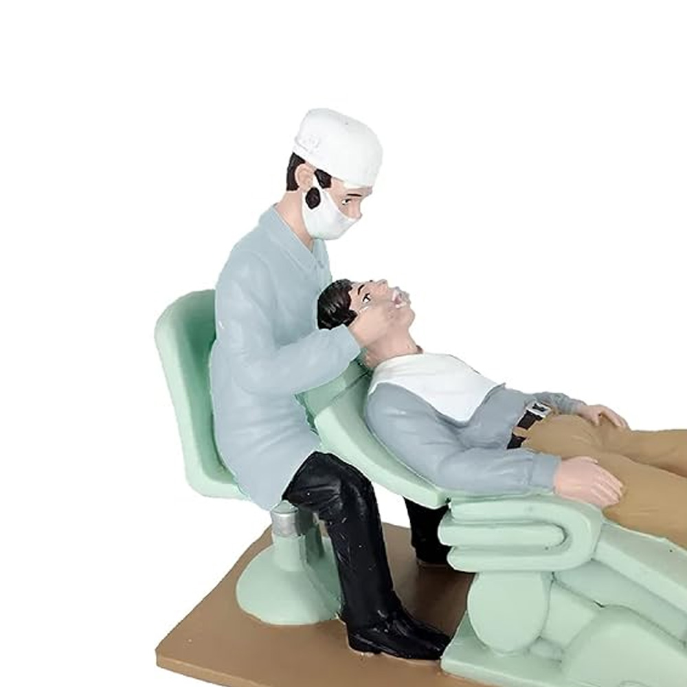 Dental Sculpture With Dentist & Patient MD-113