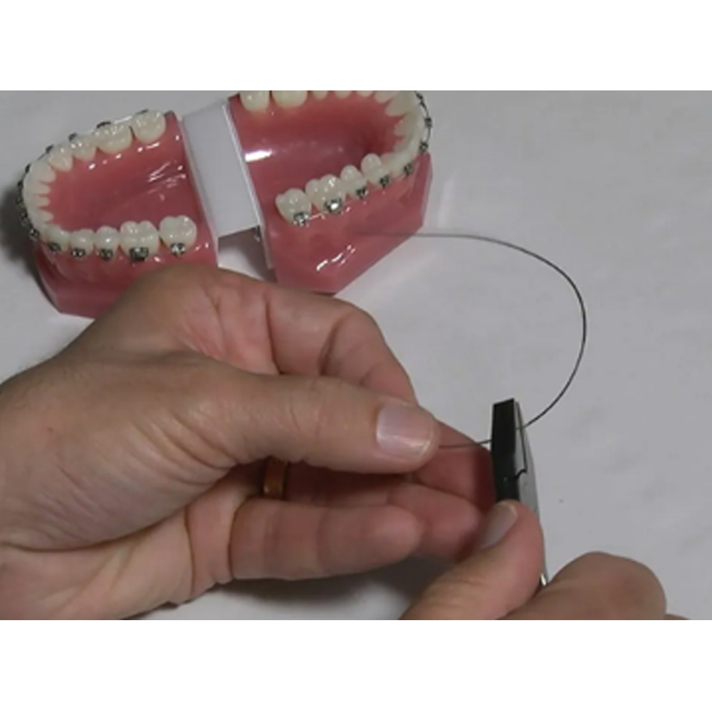 Koden De La Rosa Plier