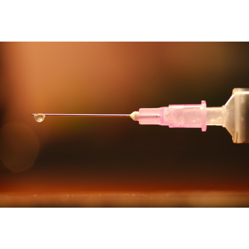 LifeJab Sterile Hypodermic Syringe With Needle 24 Gauge - 2ml
