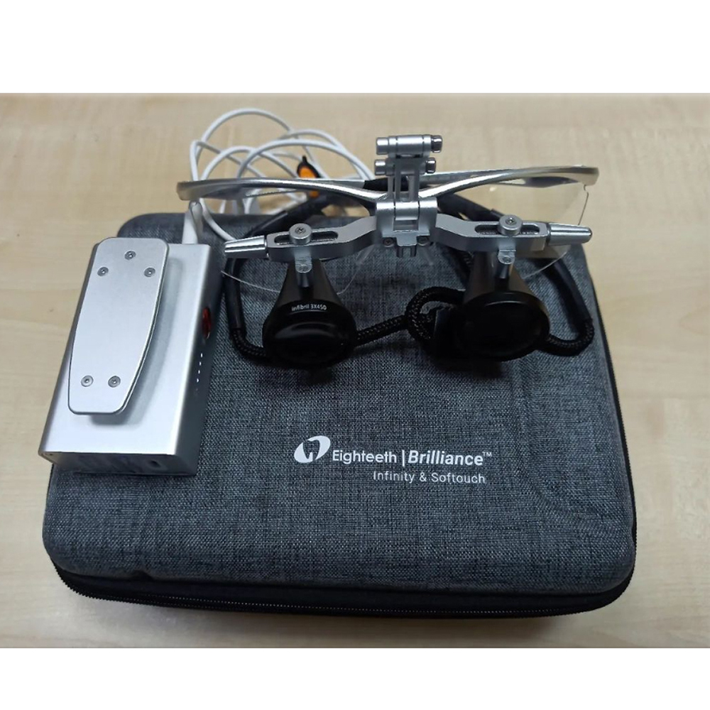 Eighteeth Brilliance Flip-Up Loupes with Softouch Surgical Headlight