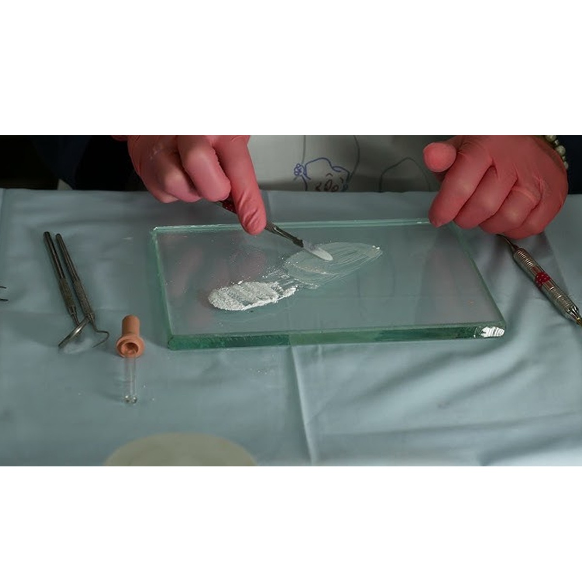 Vishal Dentocare Quick Seal Root Canal Sealer With Dexamethasone