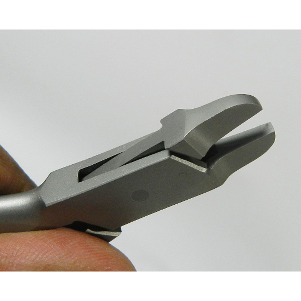 Koden Ribbon Arch Plier