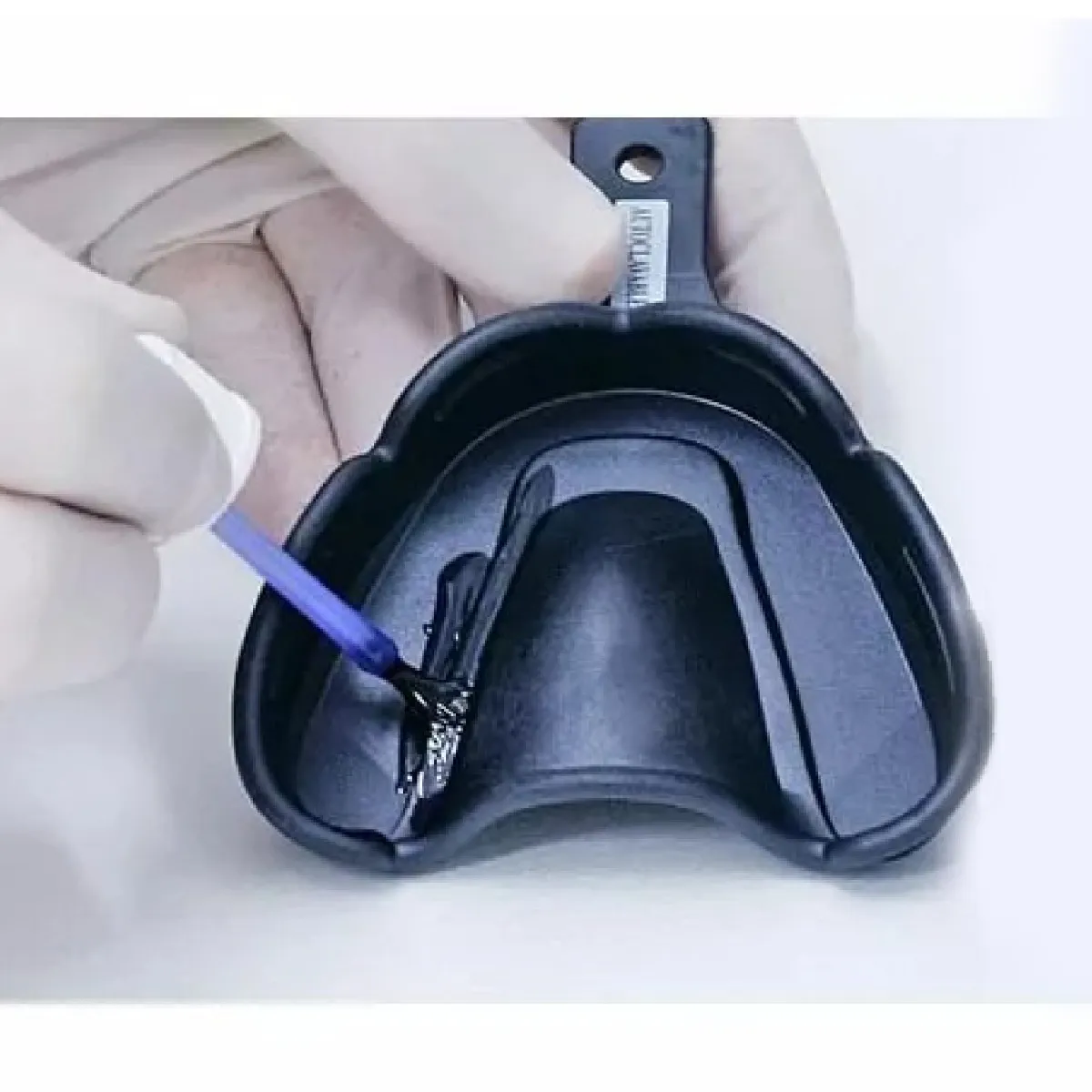 Ложечный адгезив жермак. Адгезив "universal tray adhesive" zhermack. Universal tray adhesive zhermack состав. Адгезив для слепоч ложки. Адгезив для слепочных ложек 10мл zhermack.